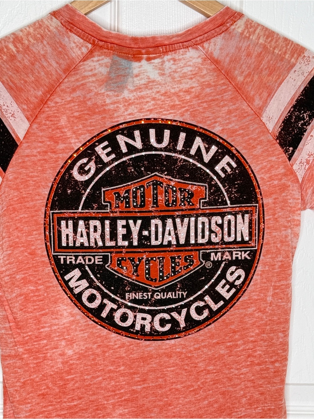 Harley-Davidson Women's Genuine Oil Can Burnout V-neck Tee Vintage Orange Small - Picture 6 of 10